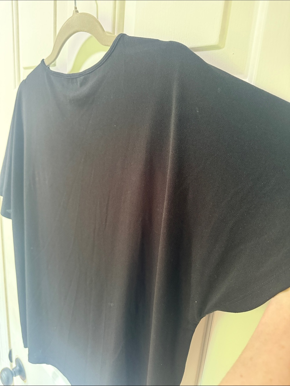 Banana Republic Women’s Black Short-Sleeve Pintuck Front Top - Picture 5 of 7